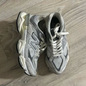 New Balance Light Gray Athletic Shoes